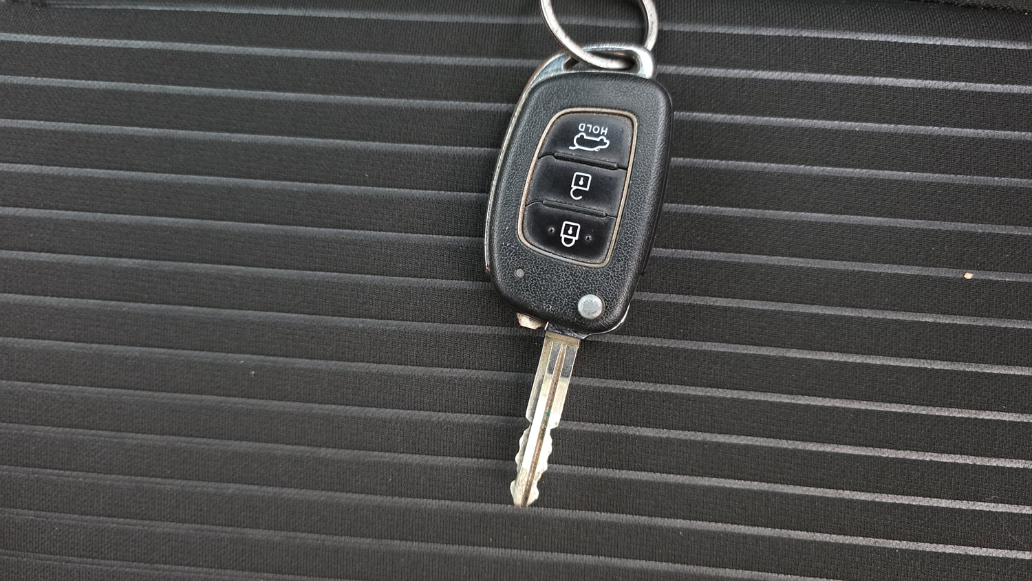 Used 2018 Hyundai Elite i20 Asta 1.2 Dual Tone Petrol Manual extra CAR KEY VIEW
