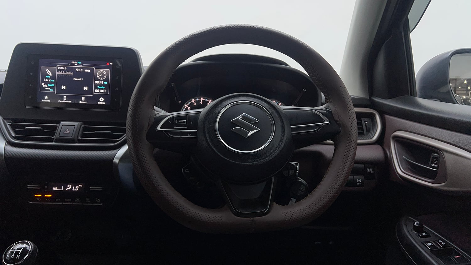 Used 2023 Maruti Suzuki Fronx Delta Plus 1.2L MT Petrol Manual interior STEERING VIEW