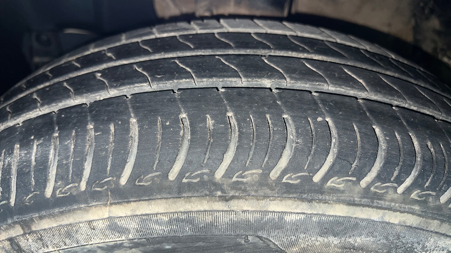 Used 2024 Maruti Suzuki Wagon R VXI 1.0 CNG Cng Manual tyres LEFT FRONT TYRE TREAD VIEW