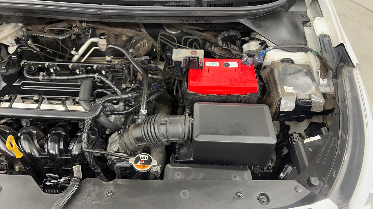 Used 2019 Hyundai Elite i20 Asta 1.2 (O) Petrol Manual engine ENGINE LEFT SIDE VIEW