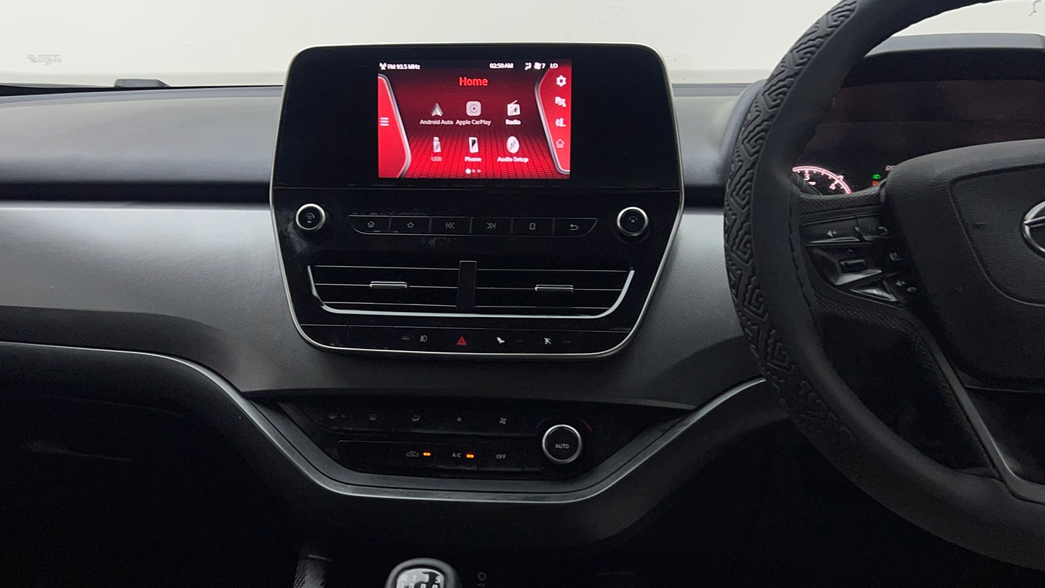 Used 2021 Tata Harrier XT Plus Dark Edition Diesel Manual interior MUSIC SYSTEM & AC CONTROL VIEW