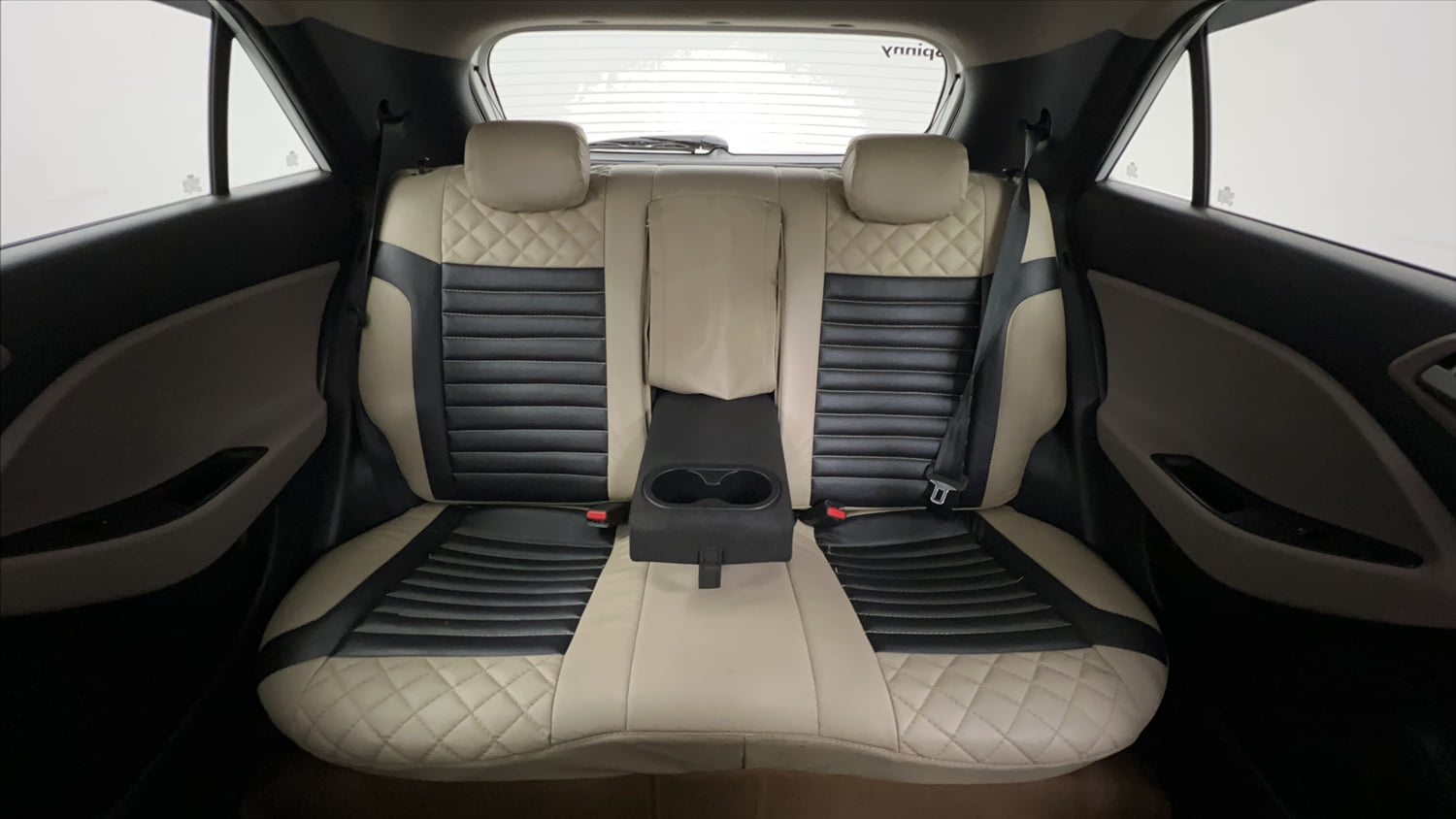 Used 2019 Hyundai Elite i20 Asta 1.2 (O) Petrol Manual interior REAR SEAT CONDITION VIEW