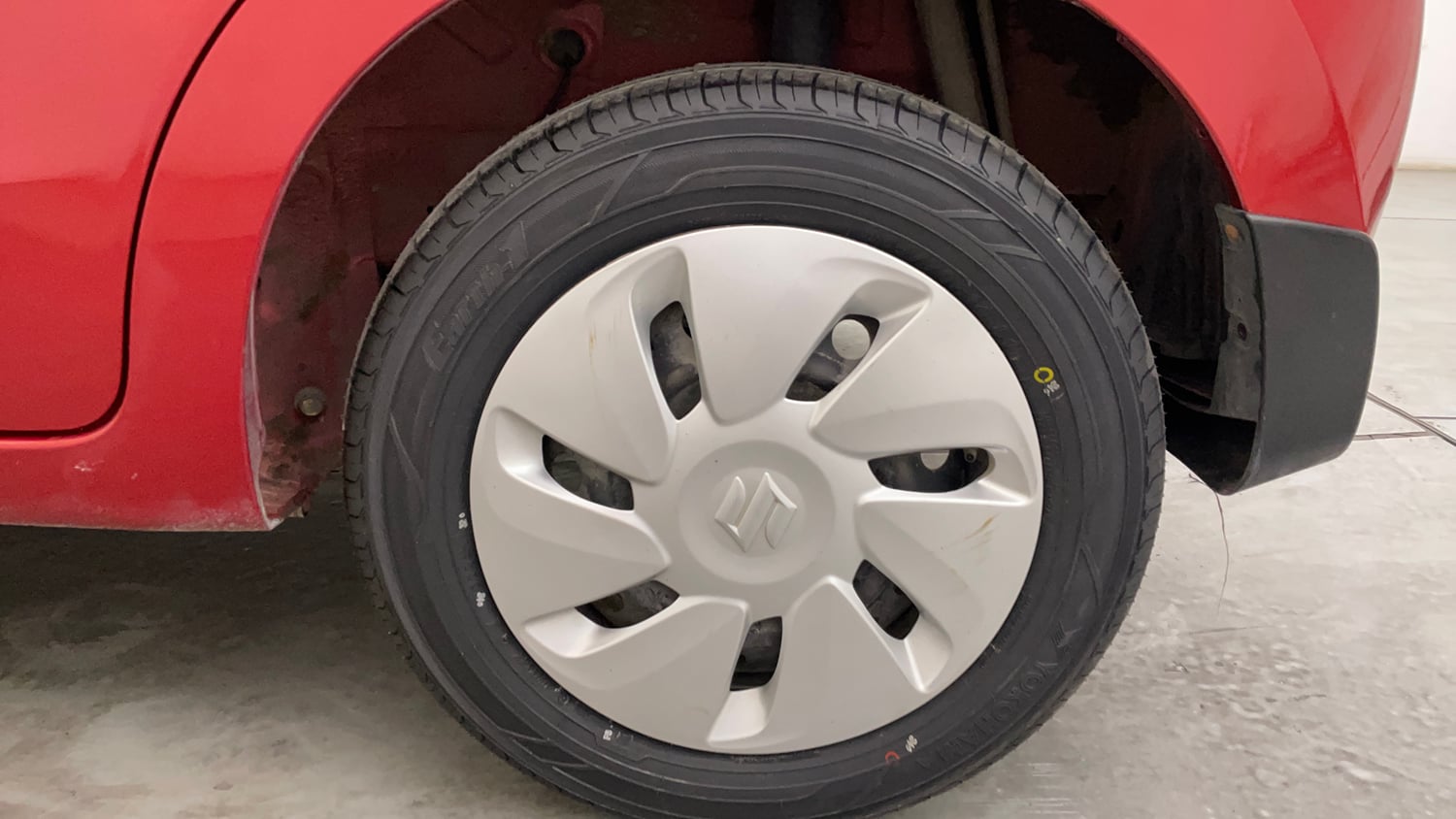 Used 2021 Maruti Suzuki Celerio VXi Petrol Manual tyres LEFT REAR TYRE RIM VIEW