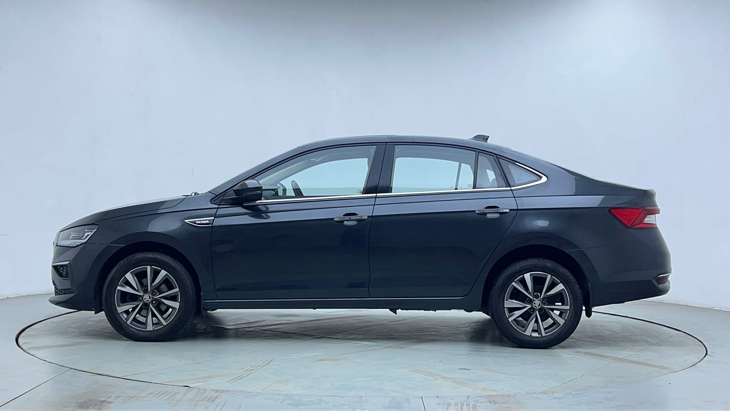 Used 2023 Skoda Slavia Style 1.0L TSI AT Petrol Automatic exterior LEFT SIDE VIEW