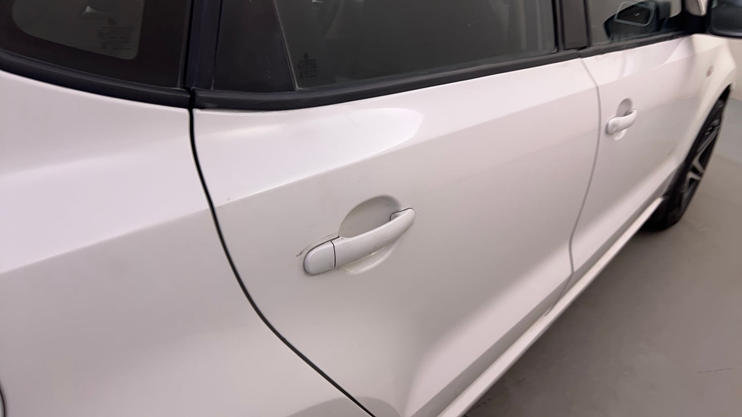 Used 2013 Volkswagen Polo Highline1.2L (P) Petrol Manual dents MINOR SCRATCH