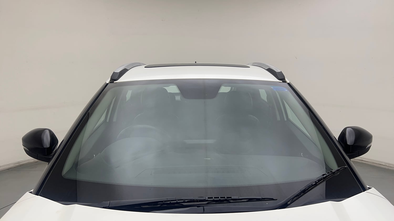 Used 2023 Tata Nexon XZ Plus (S) Petrol Manual exterior FRONT WINDSHIELD VIEW