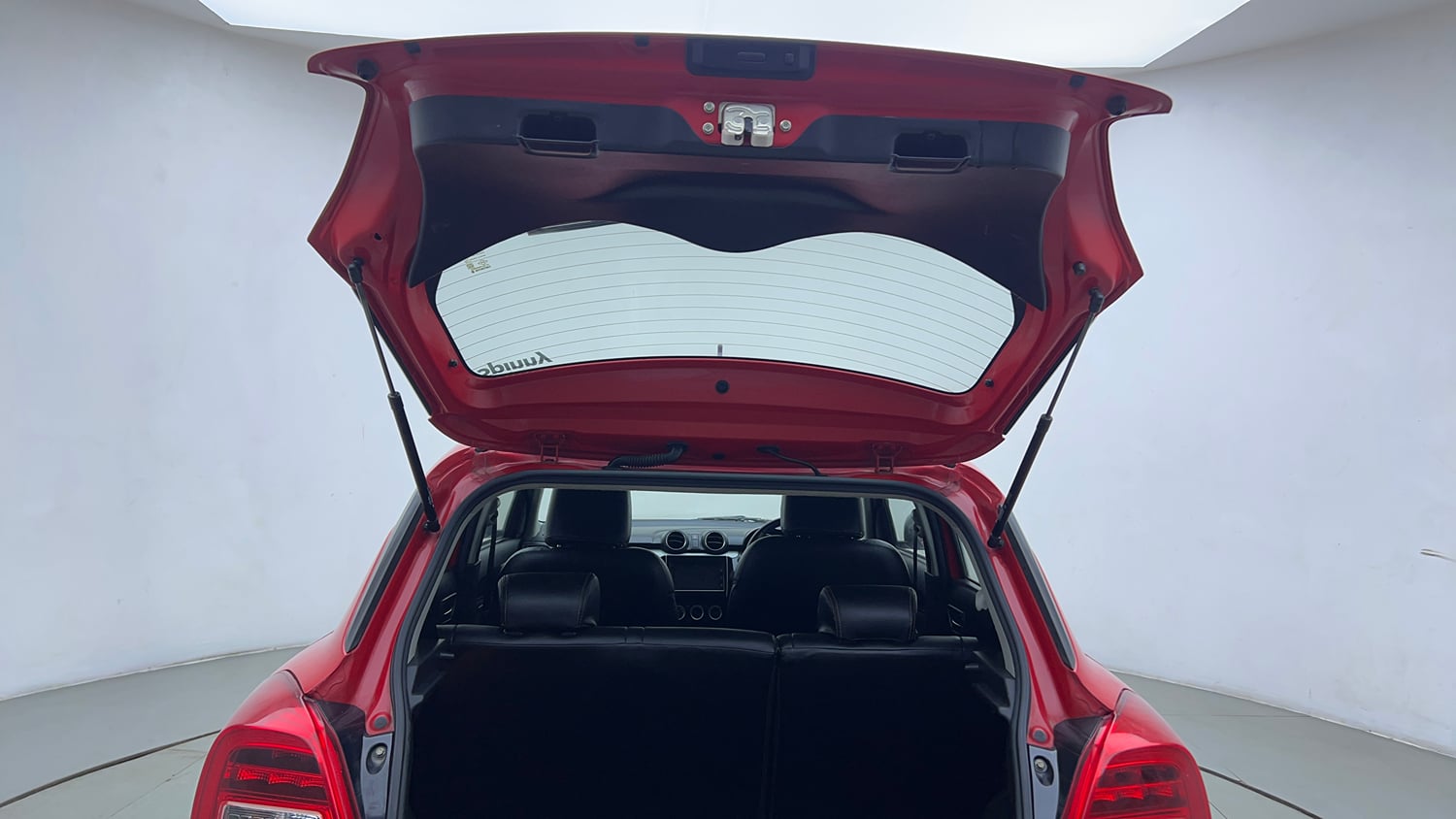 Used 2019 Maruti Suzuki Swift ZXi Plus AMT Petrol Automatic interior DICKY DOOR OPEN VIEW