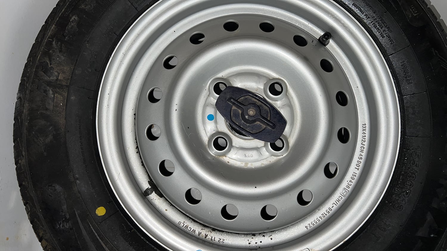 Used 2022 Maruti Suzuki Wagon R LXI 1.0 Petrol Manual tyres SPARE TYRE VIEW