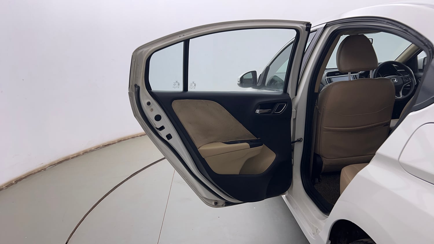 Used 2018 Honda City V CVT Petrol Petrol Automatic interior LEFT REAR DOOR OPEN VIEW
