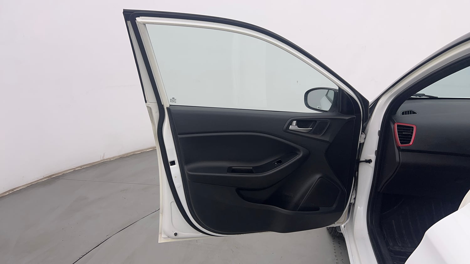 Used 2019 Hyundai Elite i20 Sportz Plus 1.2 Dual Tone Petrol Manual interior LEFT FRONT DOOR OPEN VIEW