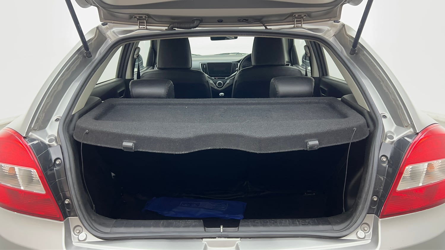 Used 2019 Maruti Suzuki Baleno Delta Petrol Manual interior DICKY INSIDE VIEW