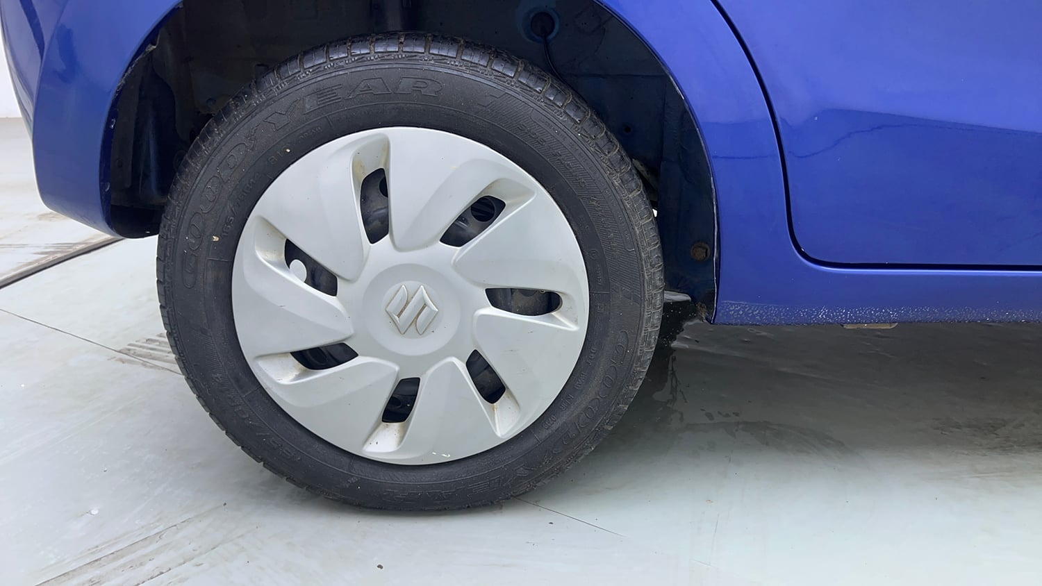Used 2019 Maruti Suzuki Celerio ZXi Petrol Manual tyres RIGHT REAR TYRE RIM VIEW