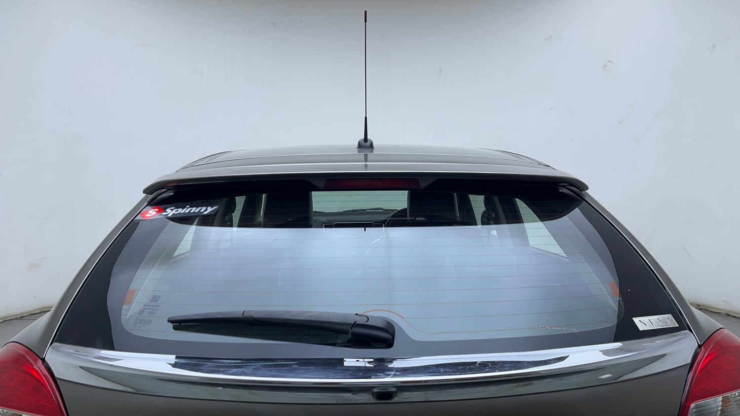 Used 2019 Maruti Suzuki Baleno Zeta Petrol Manual exterior BACK WINDSHIELD VIEW