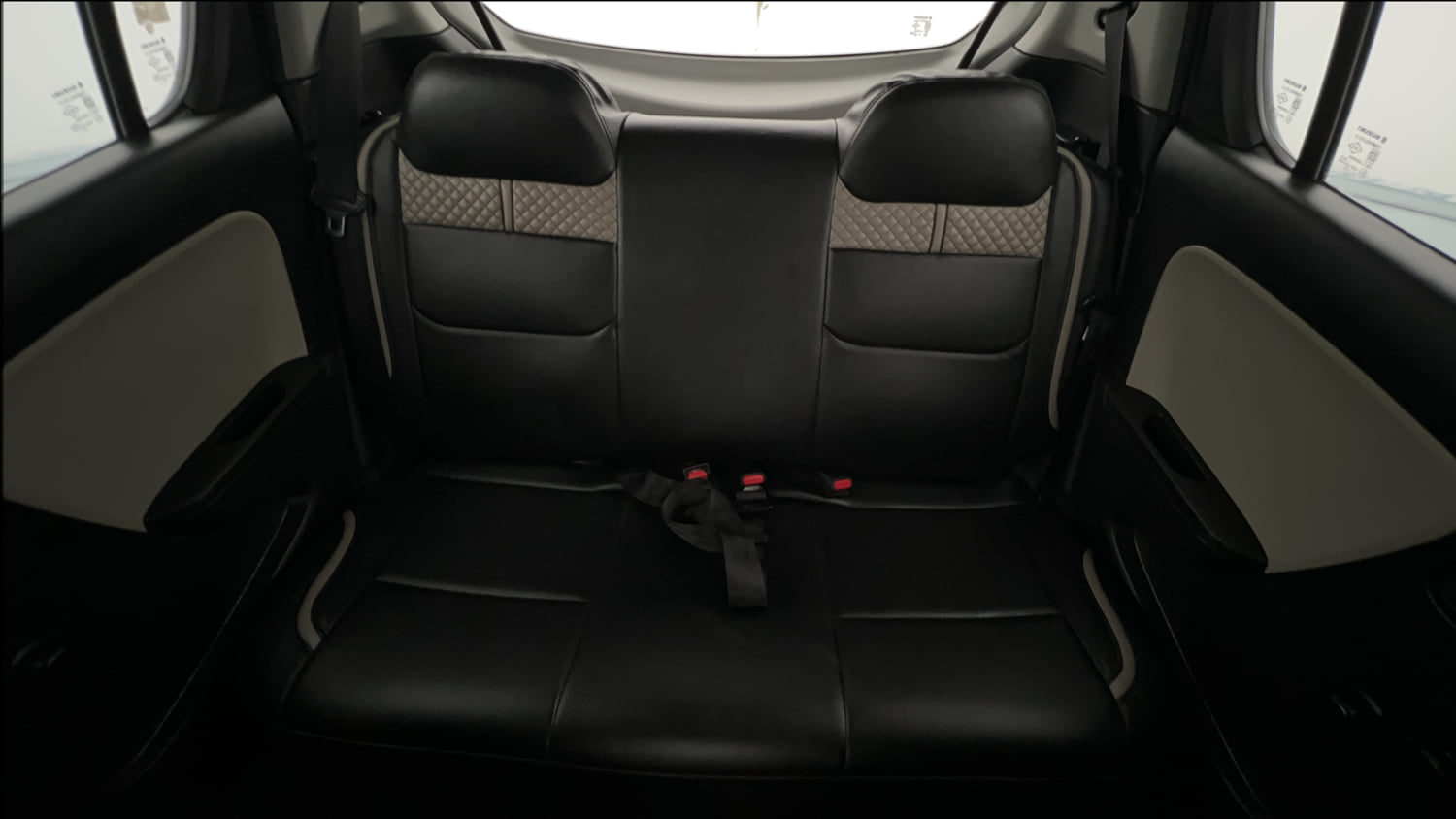 Used 2023 Maruti Suzuki Alto 800 VXi Petrol Manual interior REAR SEAT CONDITION VIEW