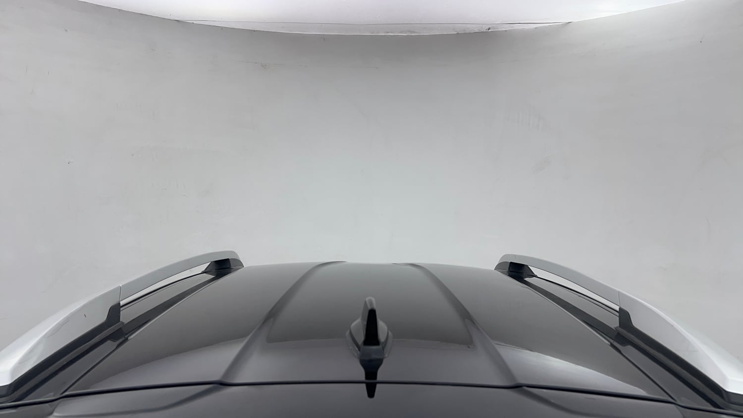 Used 2021 Renault Kiger RXT 1.0 Turbo MT Dual Tone Petrol Manual exterior EXTERIOR ROOF VIEW
