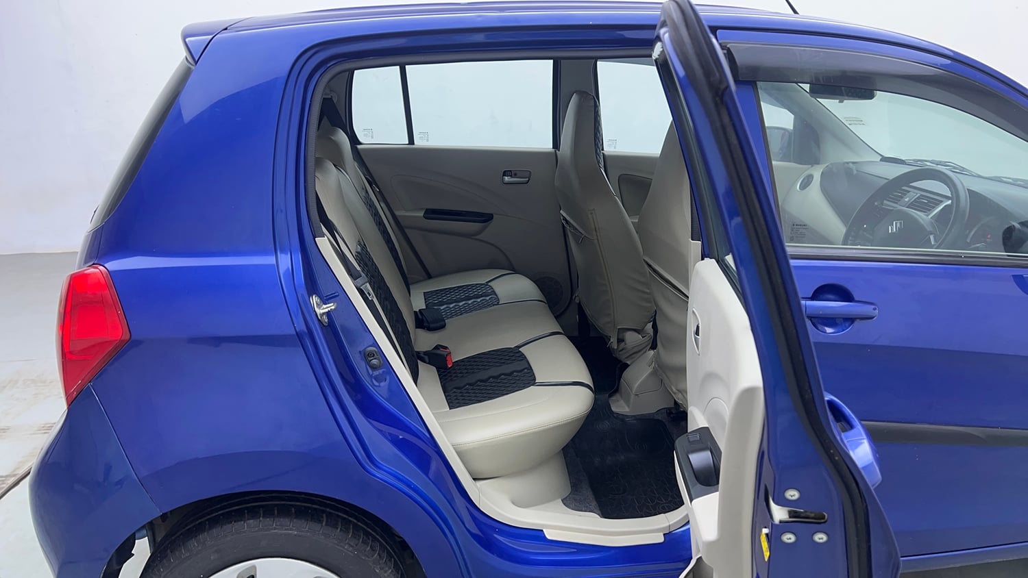 Used 2019 Maruti Suzuki Celerio ZXi Petrol Manual interior RIGHT SIDE REAR DOOR CABIN VIEW