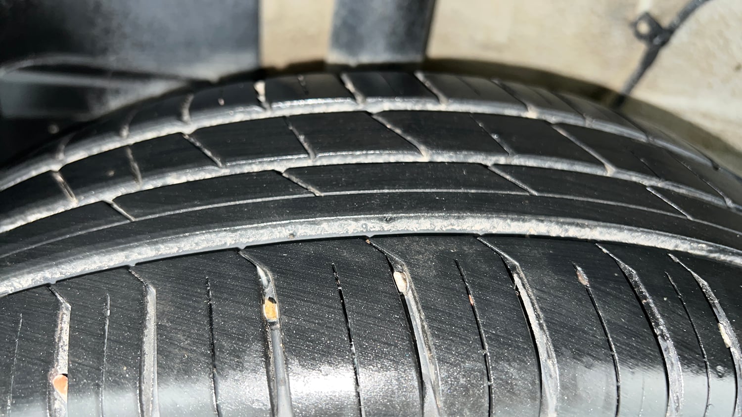 Used 2024 Tata Punch Pure MT Petrol Manual tyres RIGHT REAR TYRE TREAD VIEW