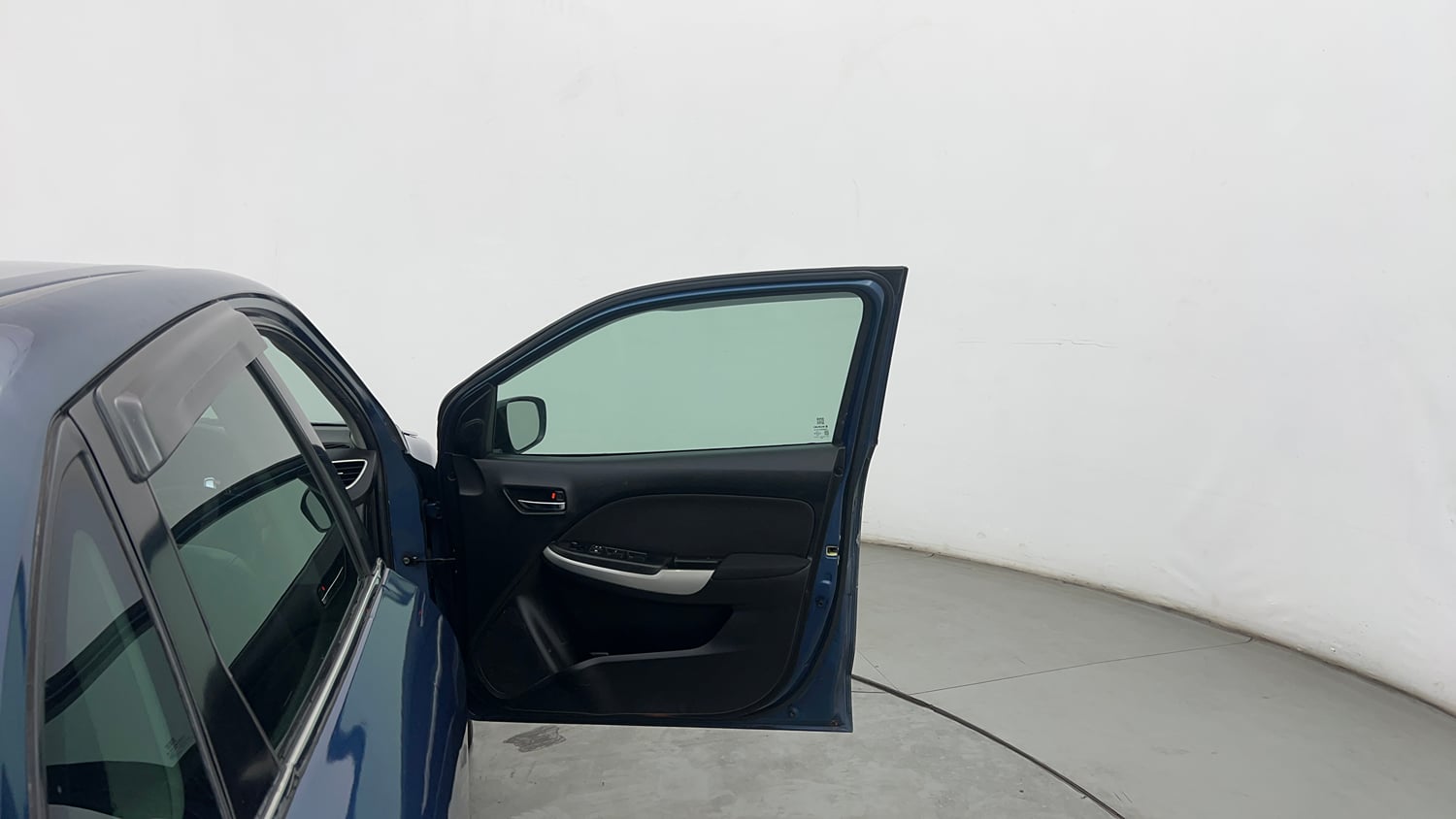 Used 2016 Maruti Suzuki Baleno Zeta 1.2 Petrol Manual interior RIGHT FRONT DOOR OPEN VIEW