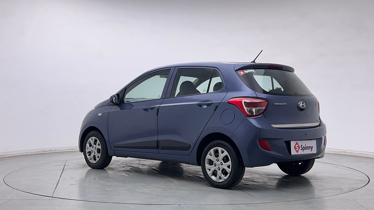 Used 2017 Hyundai Grand i10 Magna 1.2 Kappa VTVT Petrol Manual exterior LEFT REAR CORNER VIEW