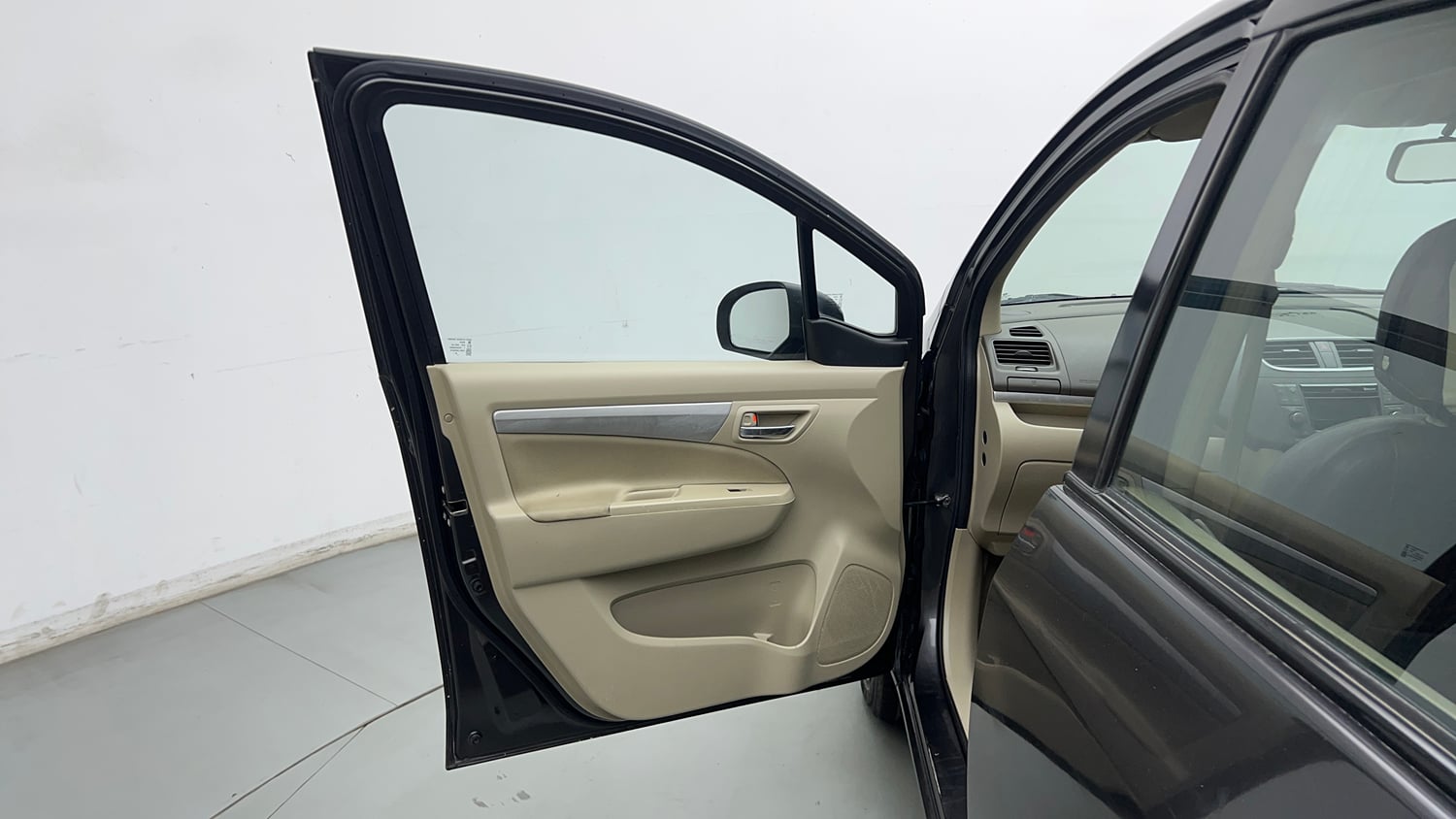 Used 2018 Maruti Suzuki Ertiga VXI Petrol Manual interior LEFT FRONT DOOR OPEN VIEW