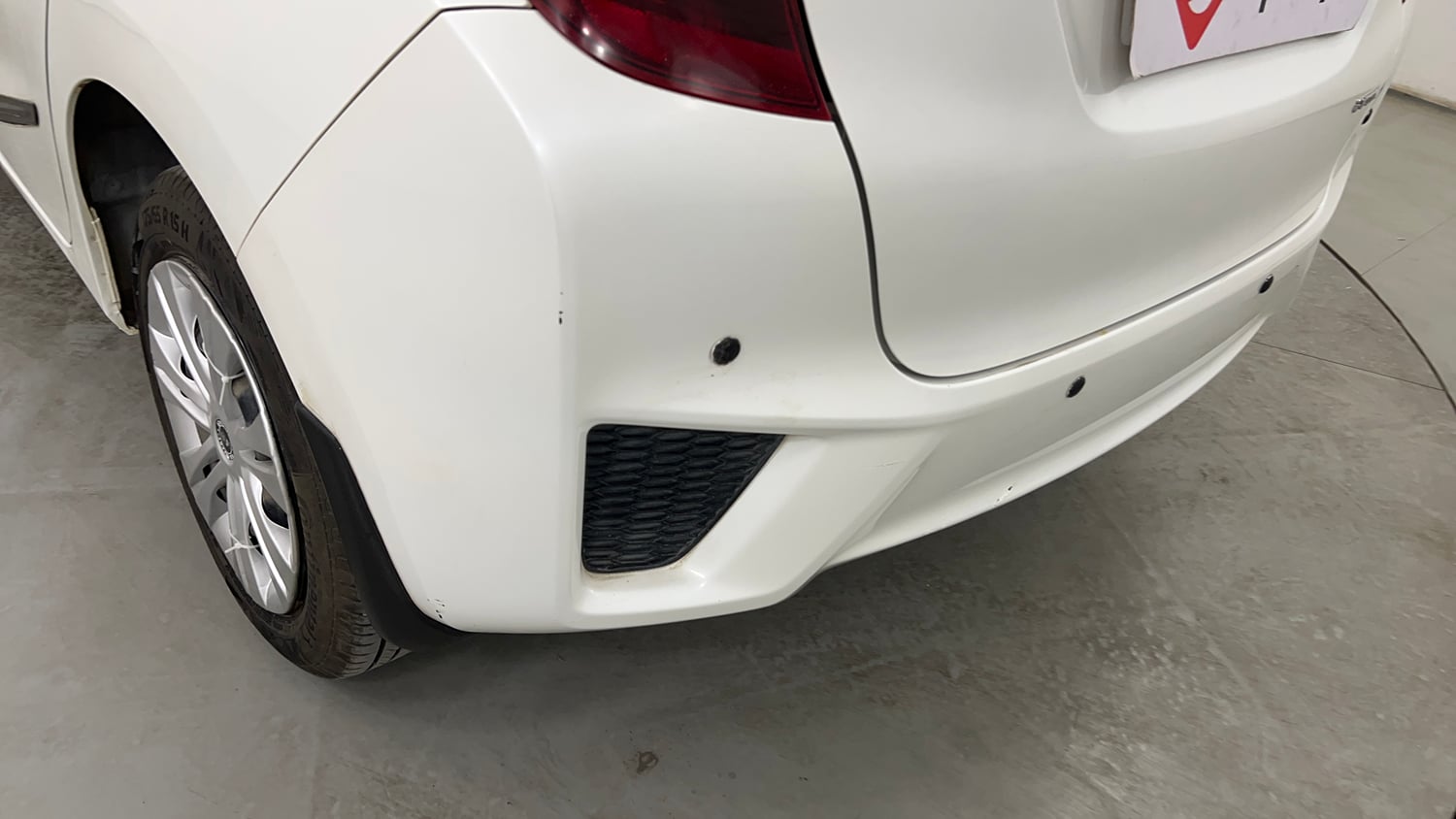 Used 2016 Honda Jazz SV Petrol Petrol Manual dents MINOR SCRATCH