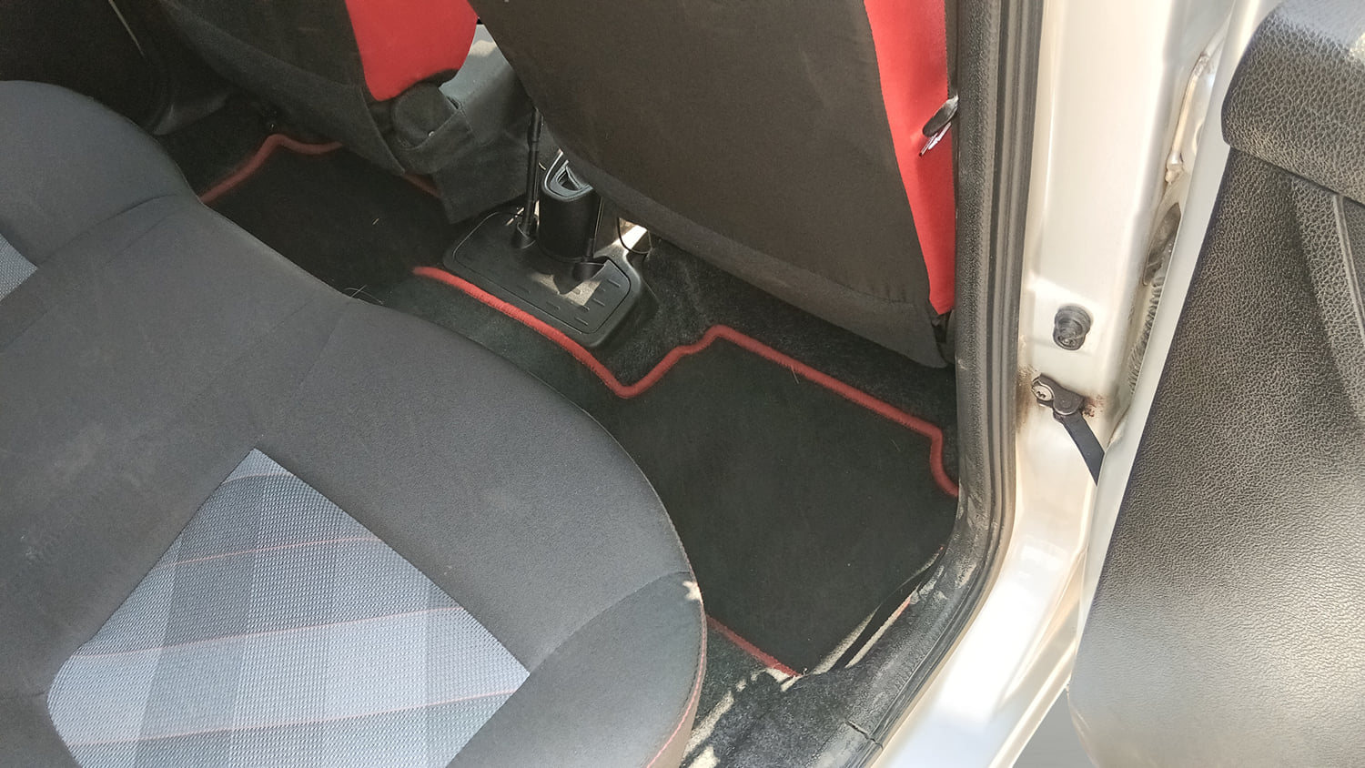 Used 2023 Renault Kwid RXT 1.0 AMT Petrol Automatic interior RIGHT SIDE REAR DOOR CABIN VIEW