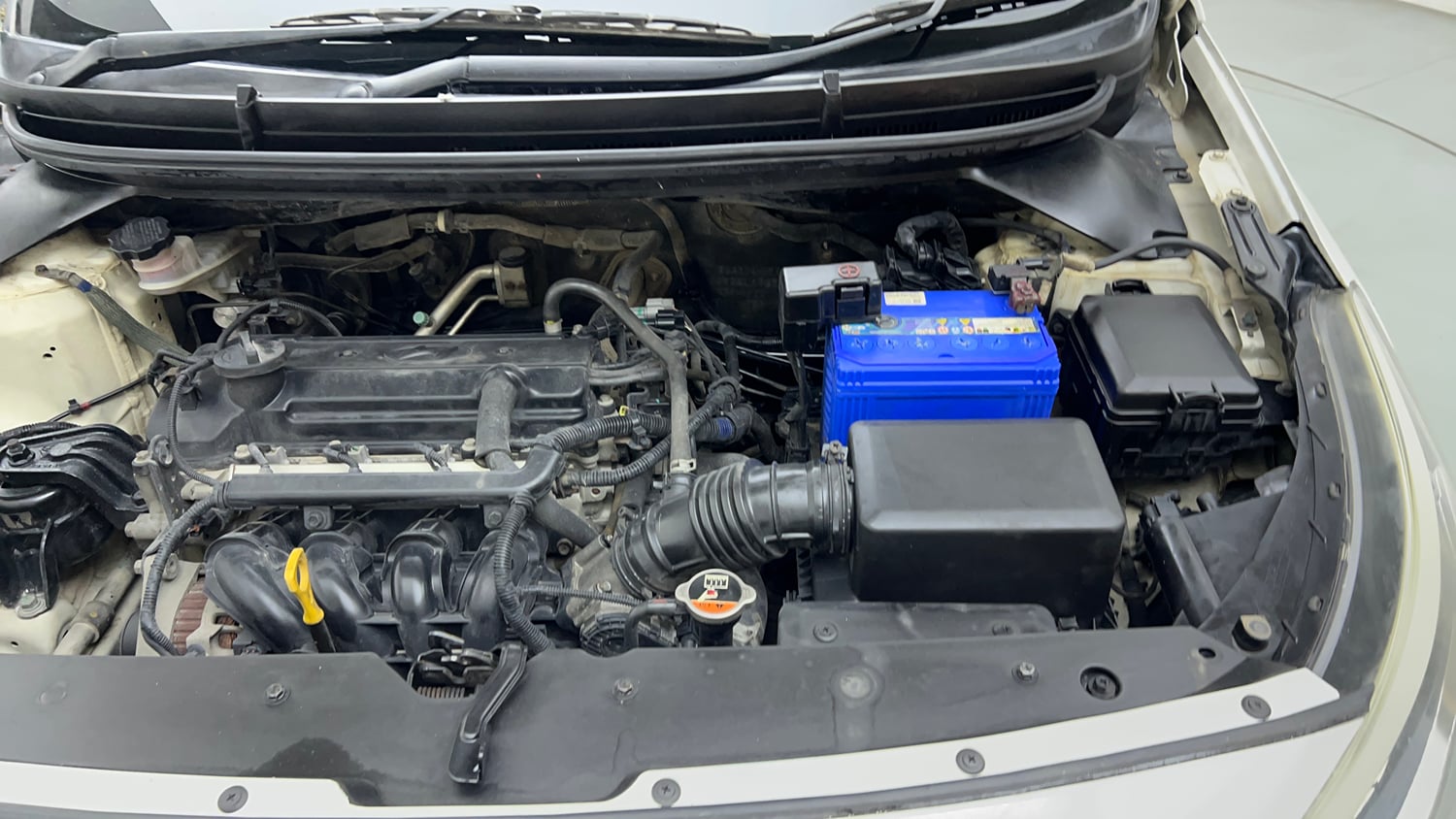 Used 2016 Hyundai Elite i20 Magna 1.2 Petrol Manual engine ENGINE LEFT SIDE VIEW