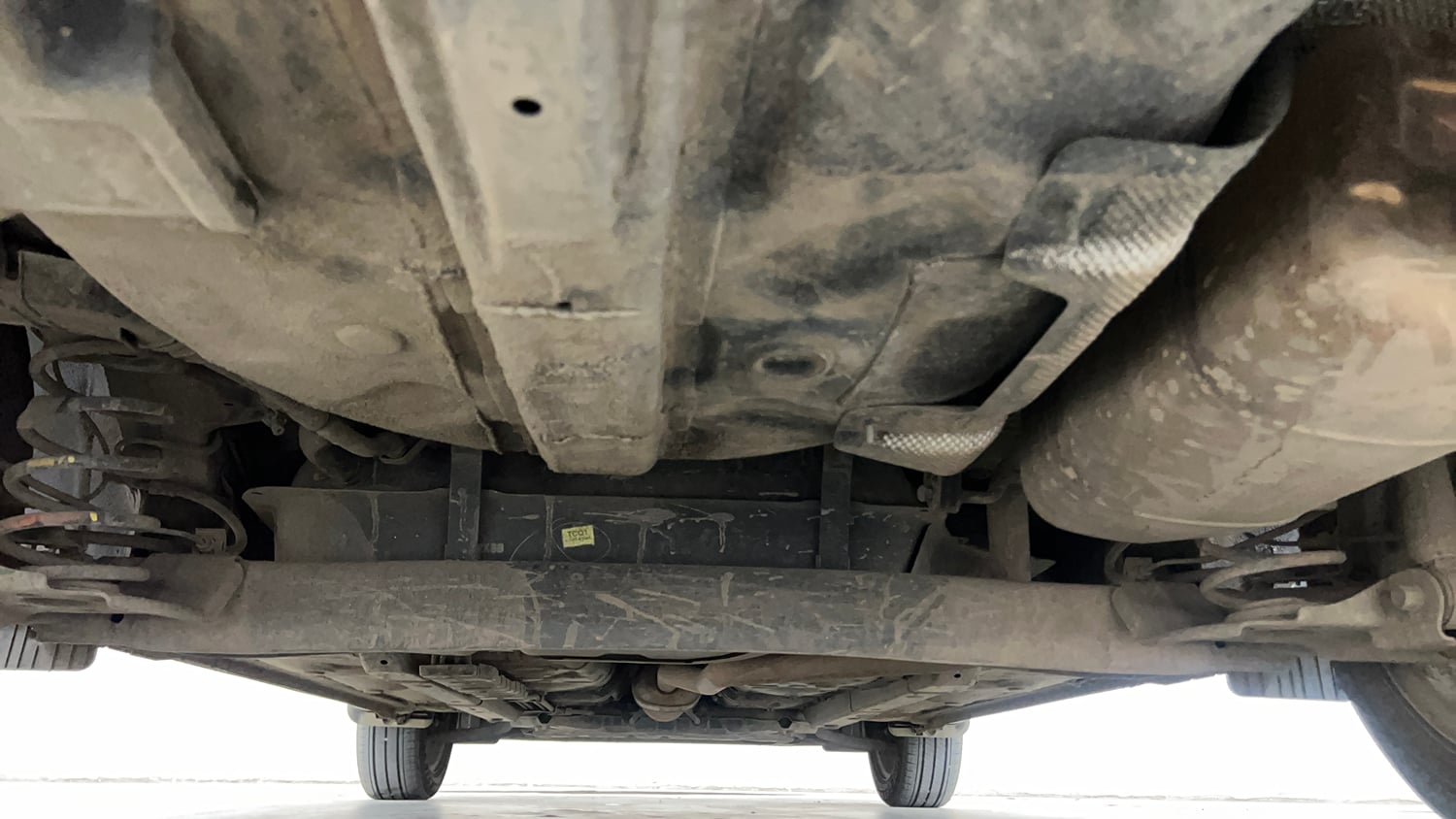 Used 2022 Hyundai Aura S 1.2 AMT Petrol Petrol Automatic extra REAR UNDERBODY VIEW (TAKEN FROM REAR)