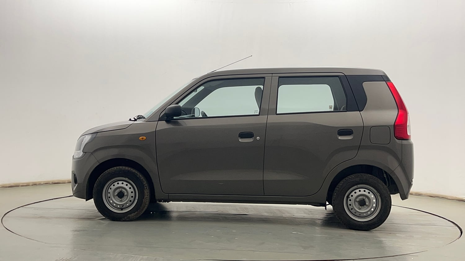 Used 2025 Maruti Suzuki Wagon R LXI 1.0 Petrol Manual exterior LEFT SIDE VIEW