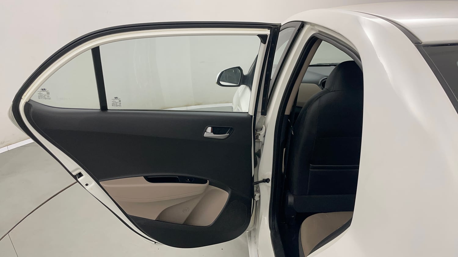 Used 2014 Hyundai Xcent S 1.2 (O) Petrol Manual interior LEFT REAR DOOR OPEN VIEW