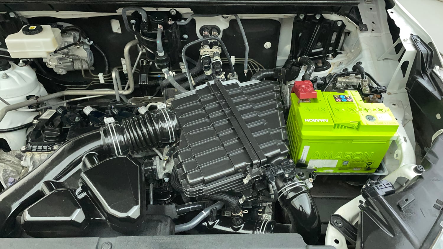 Used 2024 Maruti Suzuki Invicto Alpha Plus 7 STR Hybrid Automatic engine ENGINE LEFT SIDE VIEW