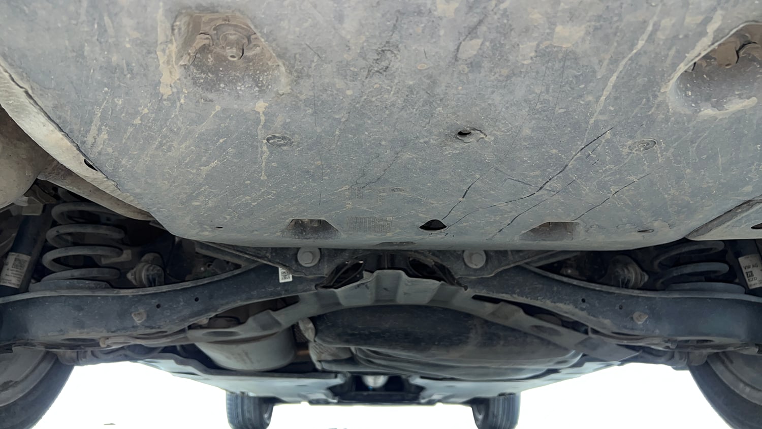Used 2018 Skoda Superb L&K TSI AT Petrol Automatic extra REAR UNDERBODY VIEW (TAKEN FROM REAR)