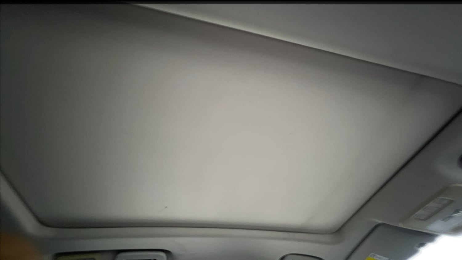 Used 2021 Tata Harrier XT Plus Dark Edition Diesel Manual top_features Sunroof
