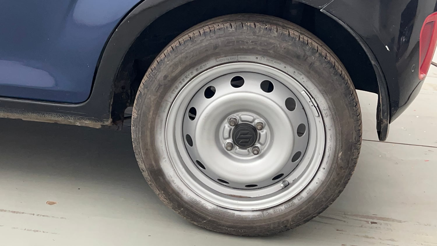 Used 2022 Maruti Suzuki Ignis Sigma 1.2 MT Petrol Manual tyres LEFT REAR TYRE RIM VIEW