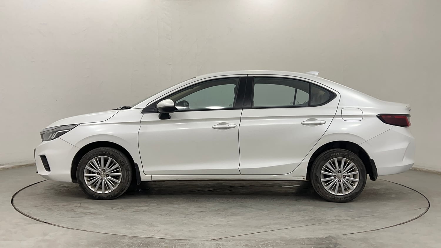Used 2022 Honda City V CVT Petrol Petrol Automatic exterior LEFT SIDE VIEW