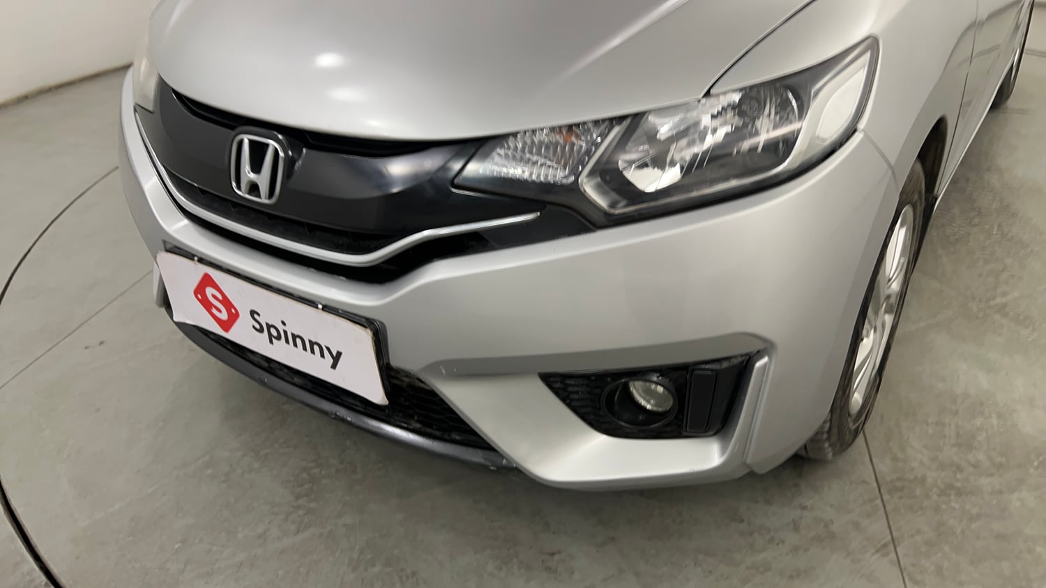 Used 2017 Honda Jazz V Petrol Petrol Manual dents MINOR SCRATCH