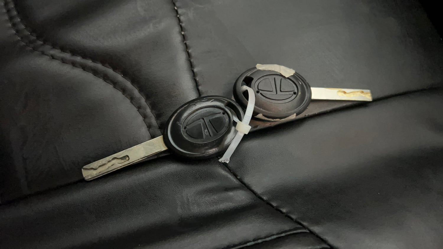 Used 2024 Tata Punch Pure MT Petrol Manual extra CAR KEY VIEW