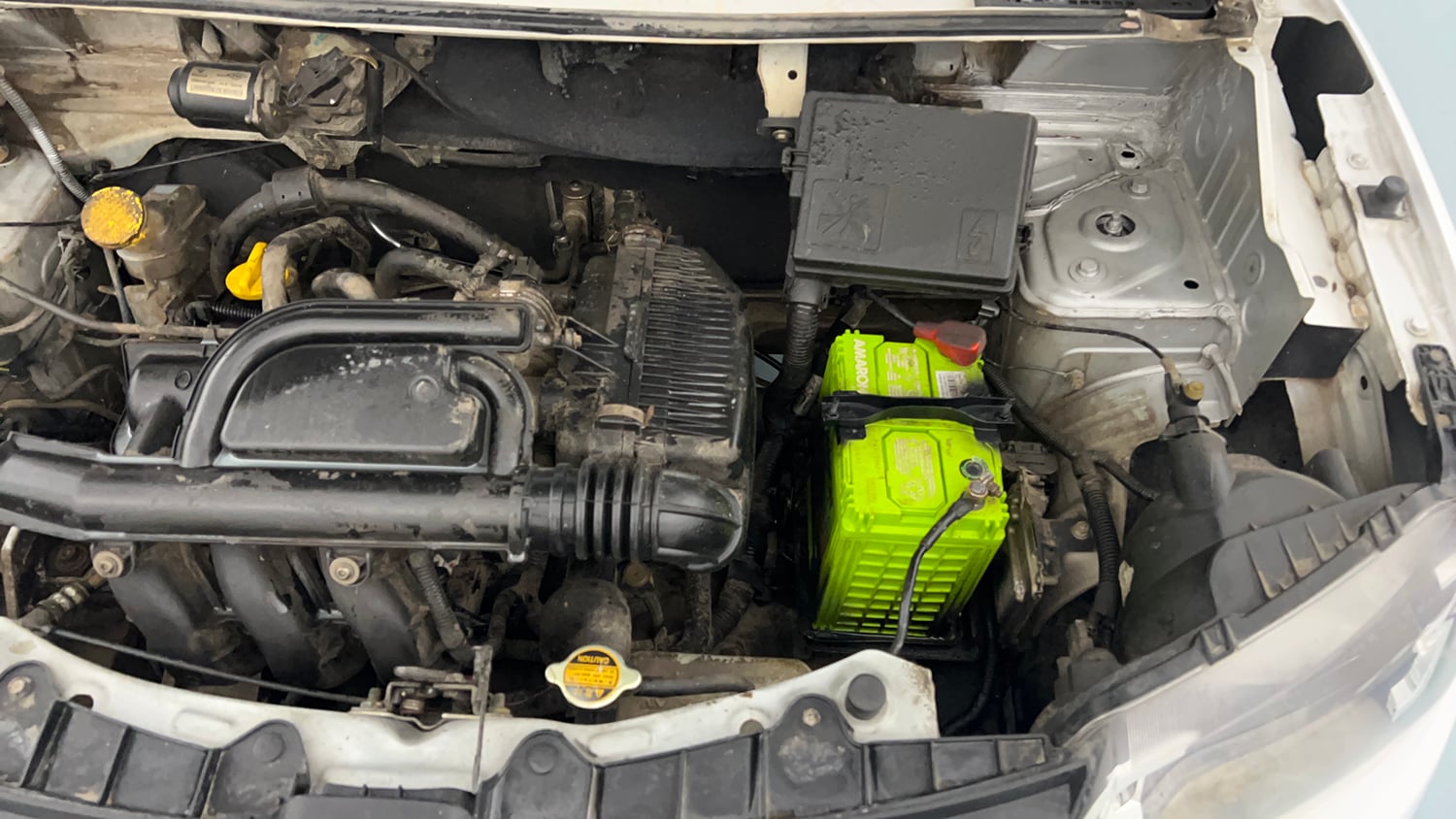 Used 2018 Renault Kwid RXT Petrol Manual engine ENGINE LEFT SIDE VIEW