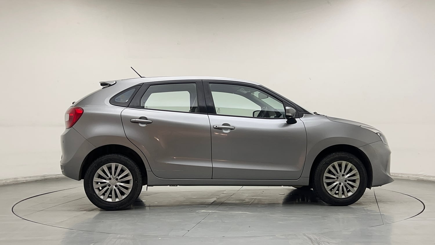 Used 2019 Maruti Suzuki Baleno Delta Petrol Manual exterior RIGHT SIDE VIEW