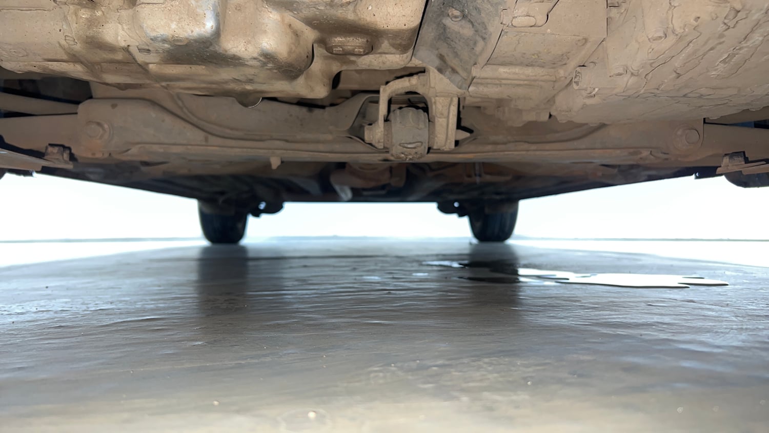 Used 2022 Honda Amaze VX CVT 1.2 Petrol Petrol Automatic extra FRONT LEFT UNDERBODY VIEW