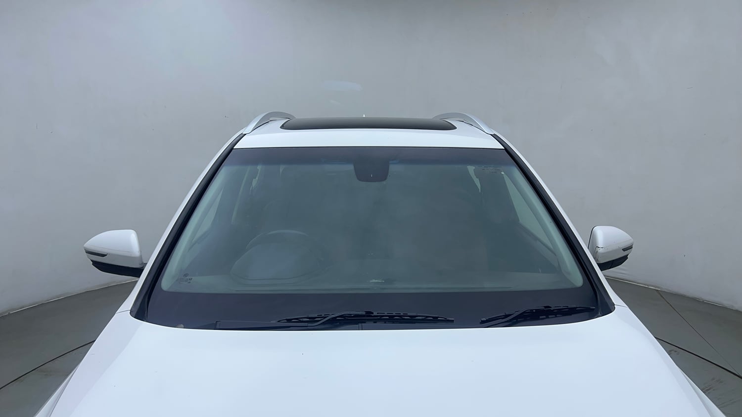 Used 2021 MG Motors Hector Plus Sharp 1.5 Petrol Turbo CVT 6-STR Petrol Automatic exterior FRONT WINDSHIELD VIEW