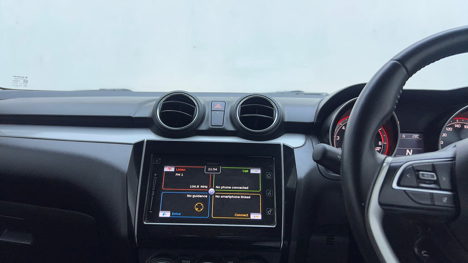 Used 2019 Maruti Suzuki Swift ZXi Plus AMT Petrol Automatic top_features Touch screen infotainment system