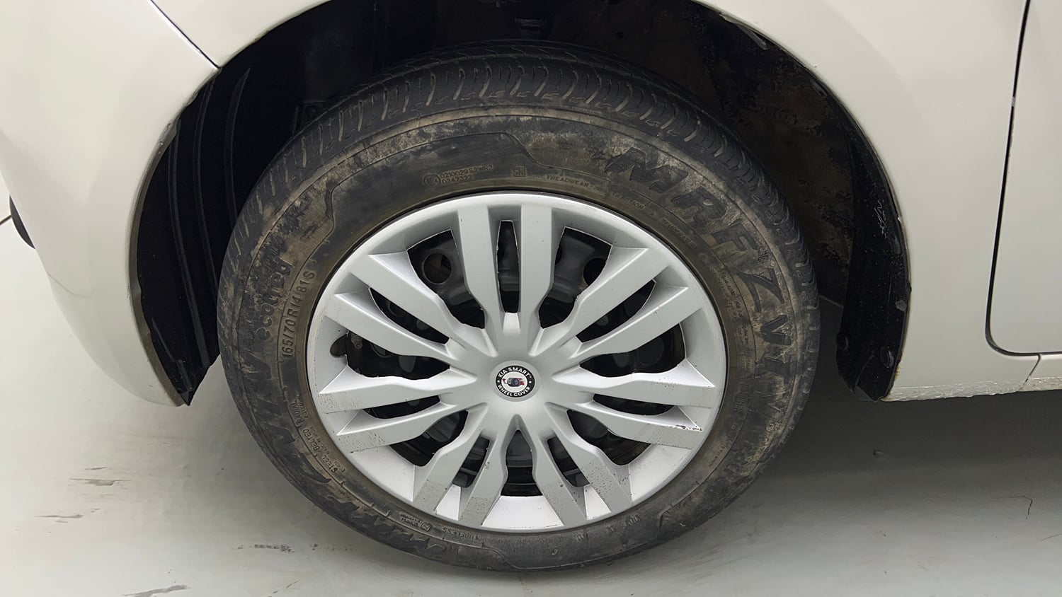 Used 2024 Maruti Suzuki Wagon R VXI 1.0 CNG Cng Manual tyres LEFT FRONT TYRE RIM VIEW