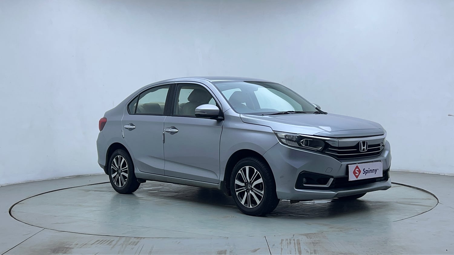 Used 2022 Honda Amaze VX CVT 1.2 Petrol Petrol Automatic exterior RIGHT FRONT CORNER VIEW