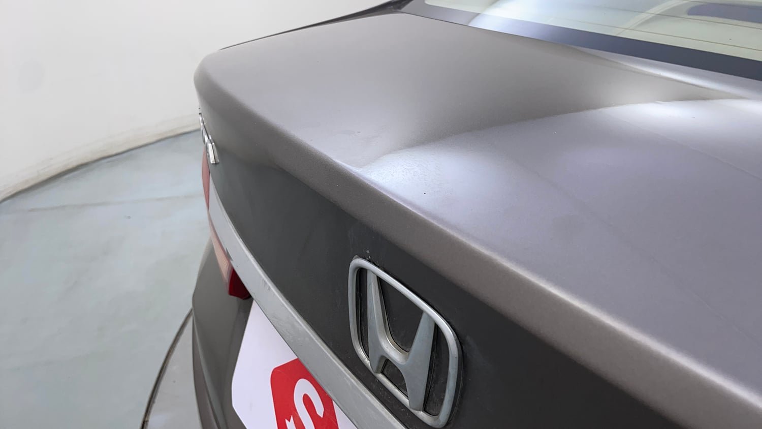 Used 2014 Honda City V Petrol Manual dents MINOR SCRATCH