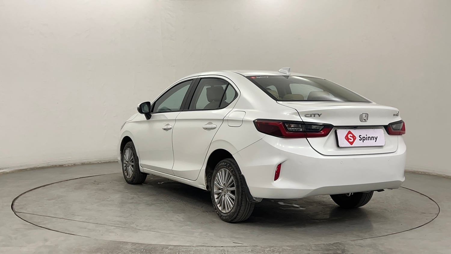 Used 2022 Honda City V CVT Petrol Petrol Automatic exterior LEFT REAR CORNER VIEW