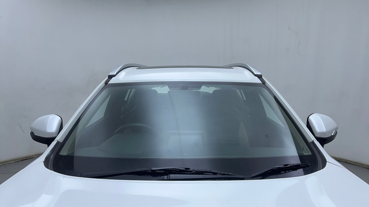 Used 2023 Honda Elevate VX MT Petrol Manual exterior FRONT WINDSHIELD VIEW