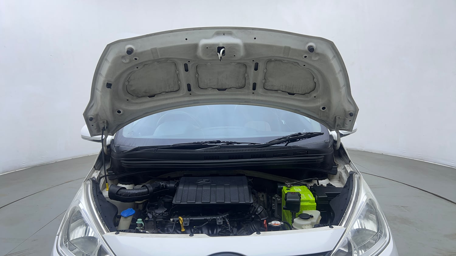Used 2016 Hyundai Grand i10 Asta AT 1.2 Kappa VTVT Petrol Automatic engine ENGINE & BONNET OPEN FRONT VIEW