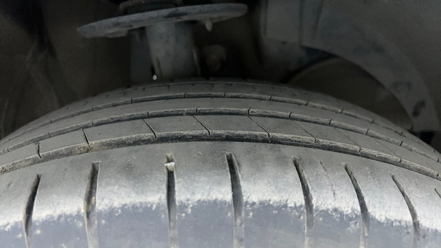 Used 2021 Maruti Suzuki Baleno Zeta Petrol Manual tyres RIGHT FRONT TYRE TREAD VIEW