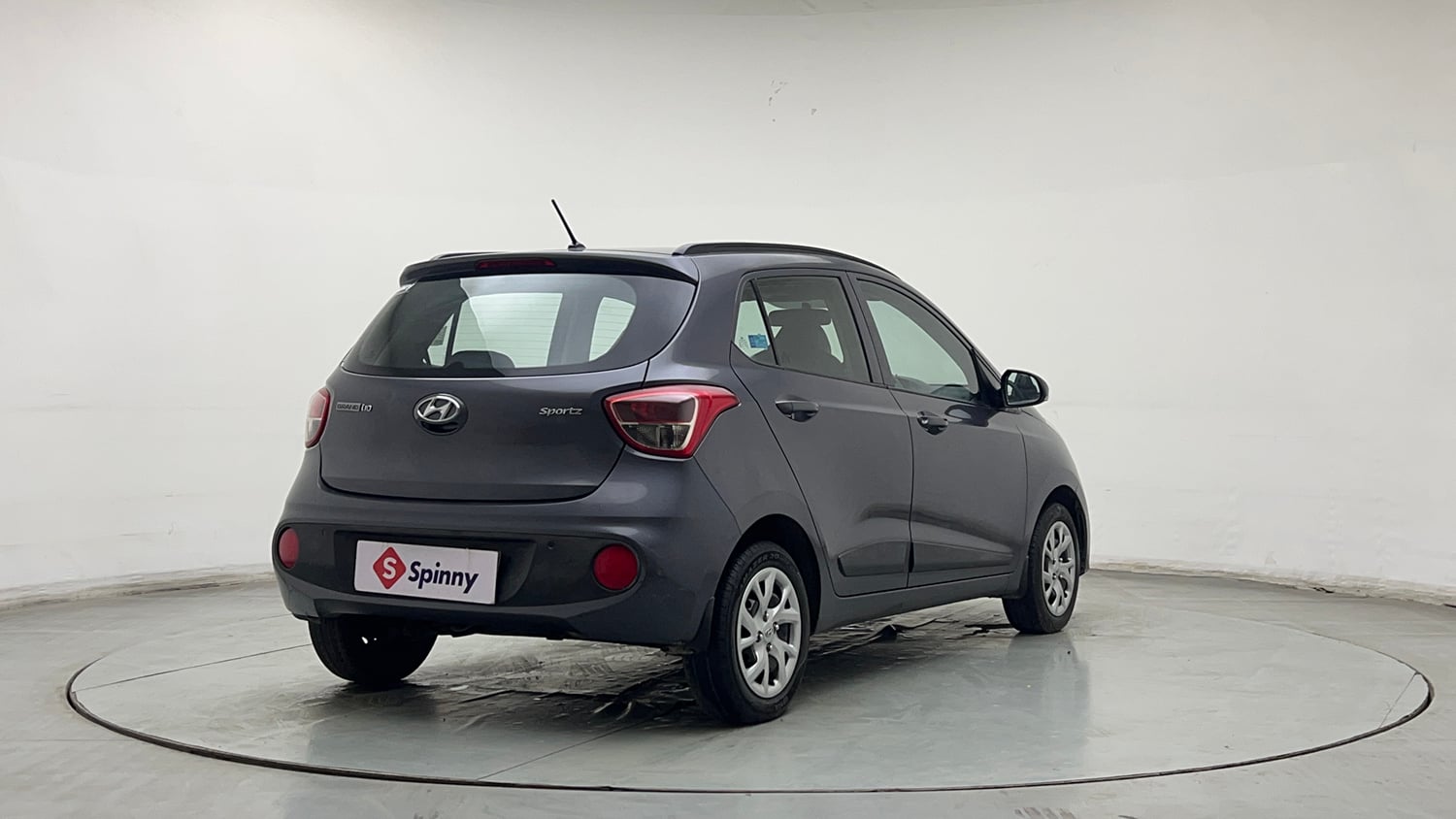 Used 2018 Hyundai Grand i10 Sportz 1.2 Kappa VTVT Petrol Manual exterior RIGHT REAR CORNER VIEW